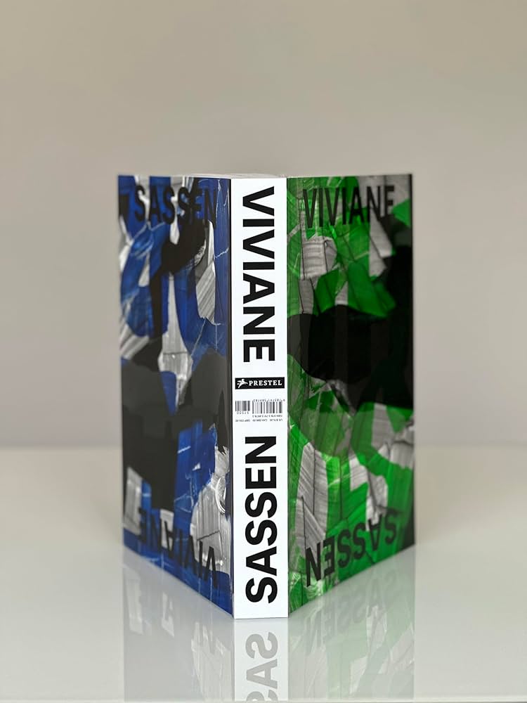 Amazon.com: Viviane Sassen: Phosphor: 9783791389783: Sassen