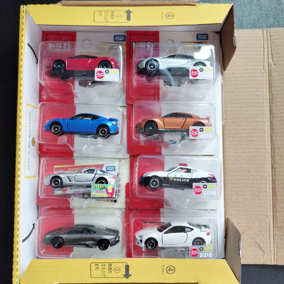 Amazon.co.jp: トミカ ブリスターパック 8台セット : おもちゃ