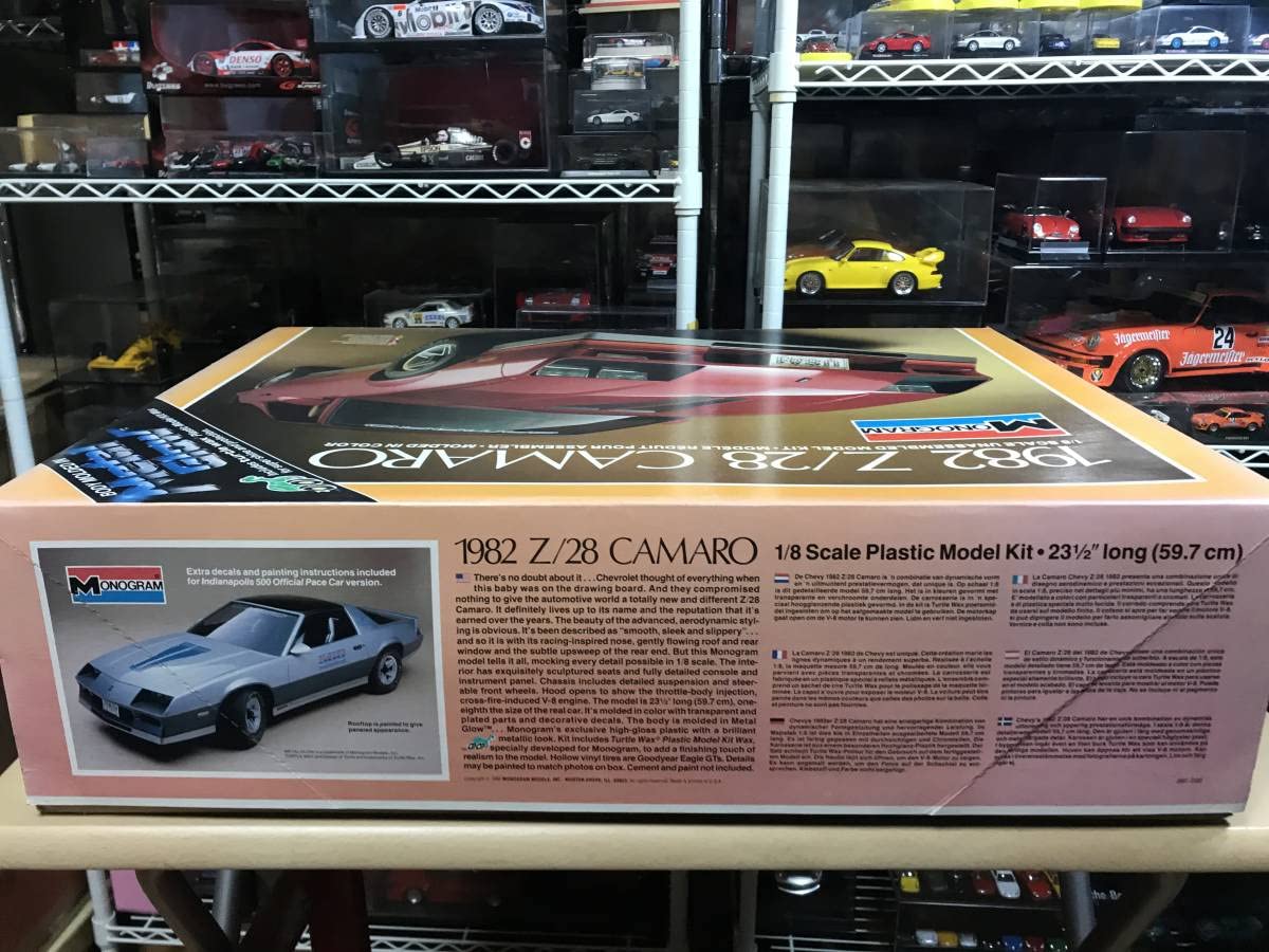 Amazon.co.jp: 1/8 モノグラム MONOGRAM カマロ '82 Z/28 赤メタ