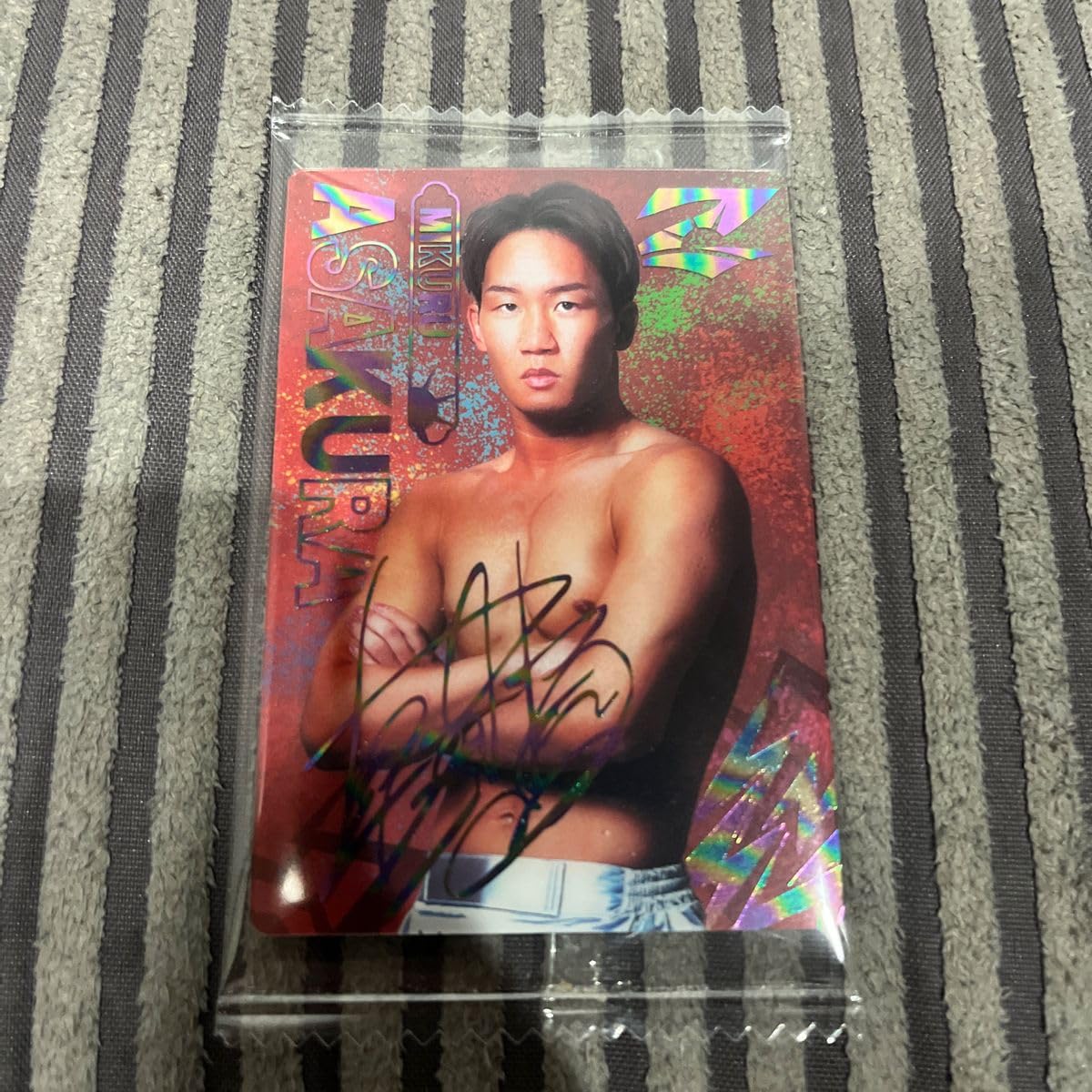 Amazon.co.jp: RIZIN ウエハース 朝倉未来 カード サイン : おもちゃ