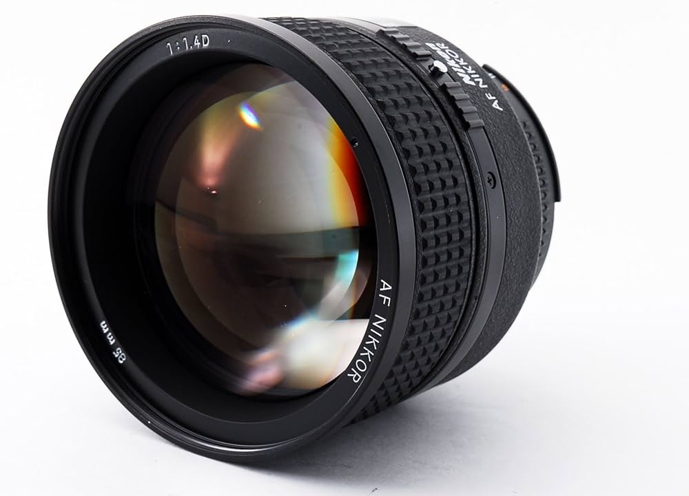 Amazon.co.jp: Nikon 単焦点レンズ Ai AF Nikkor 85mm f/1.4D IF フル