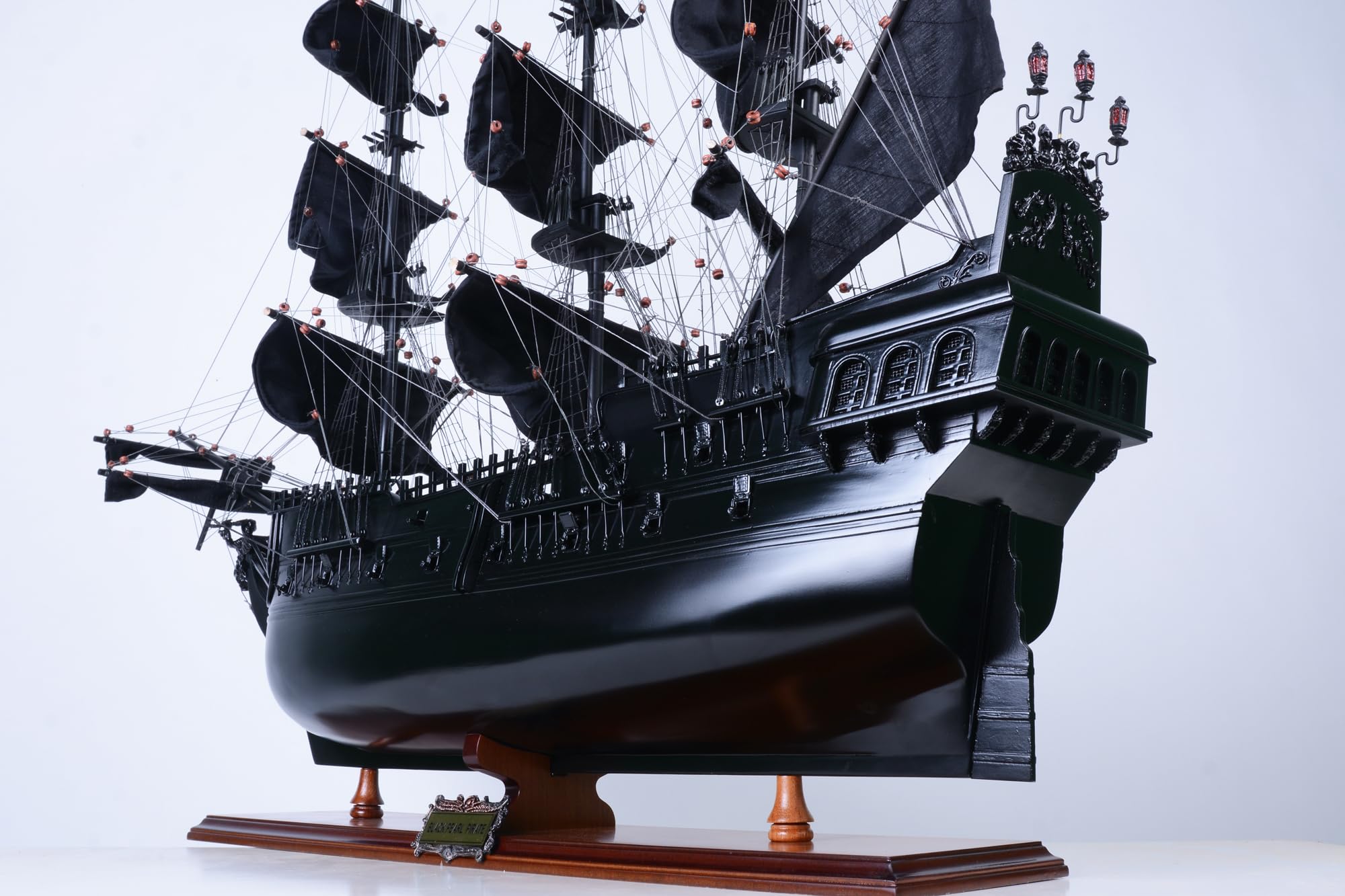 Amazon.co.jp: 帆船模型 完成品 木製 カリビアンパイレーツ ブラック