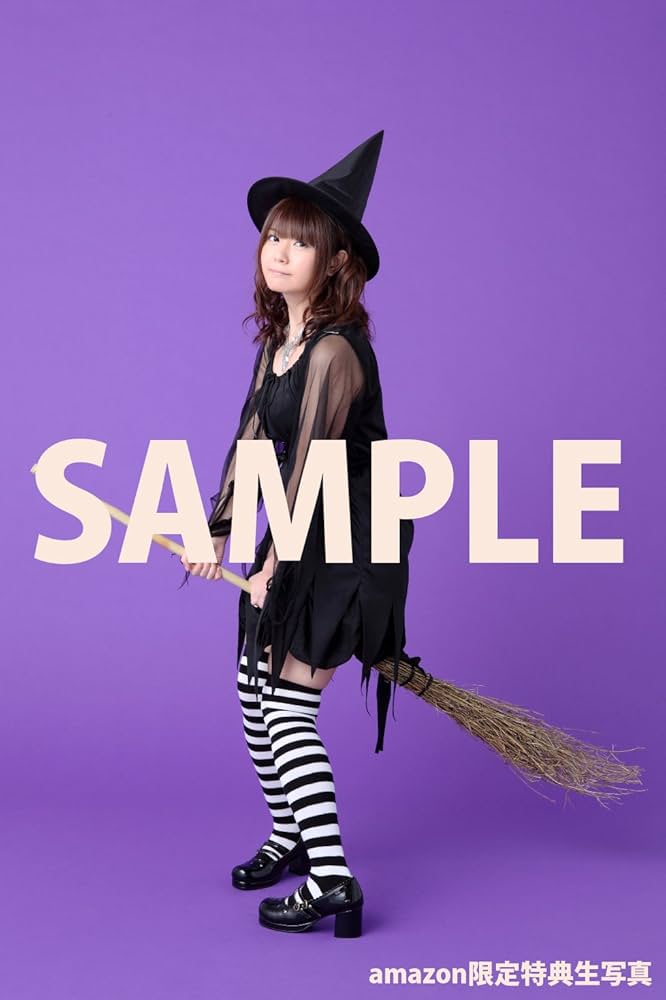 Amazon.co.jp: 竹達彩奈フォトブック Ayana in Fairy Tales : 竹達