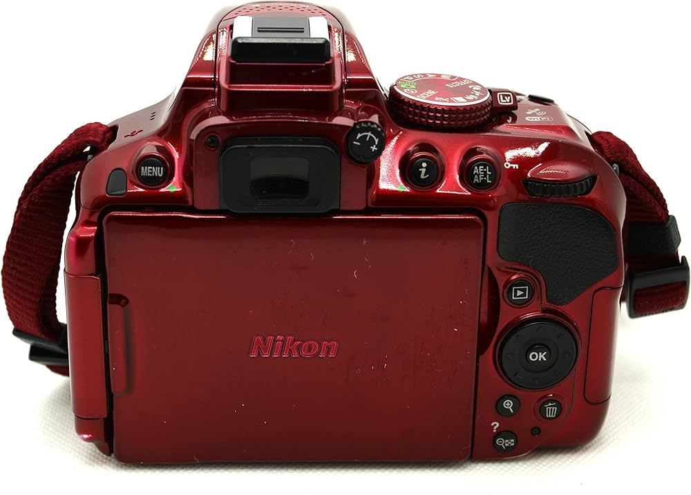Amazon | Nikon デジタル一眼レフカメラ D5300 レッド 2400万画素 3.2
