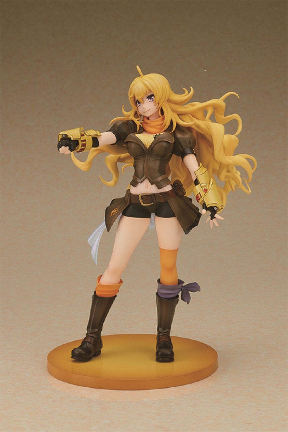 Amazon | ｢RWBY｣ ヤン・シャオロン 約230mm PVC＆ABS 塗装済み完成品