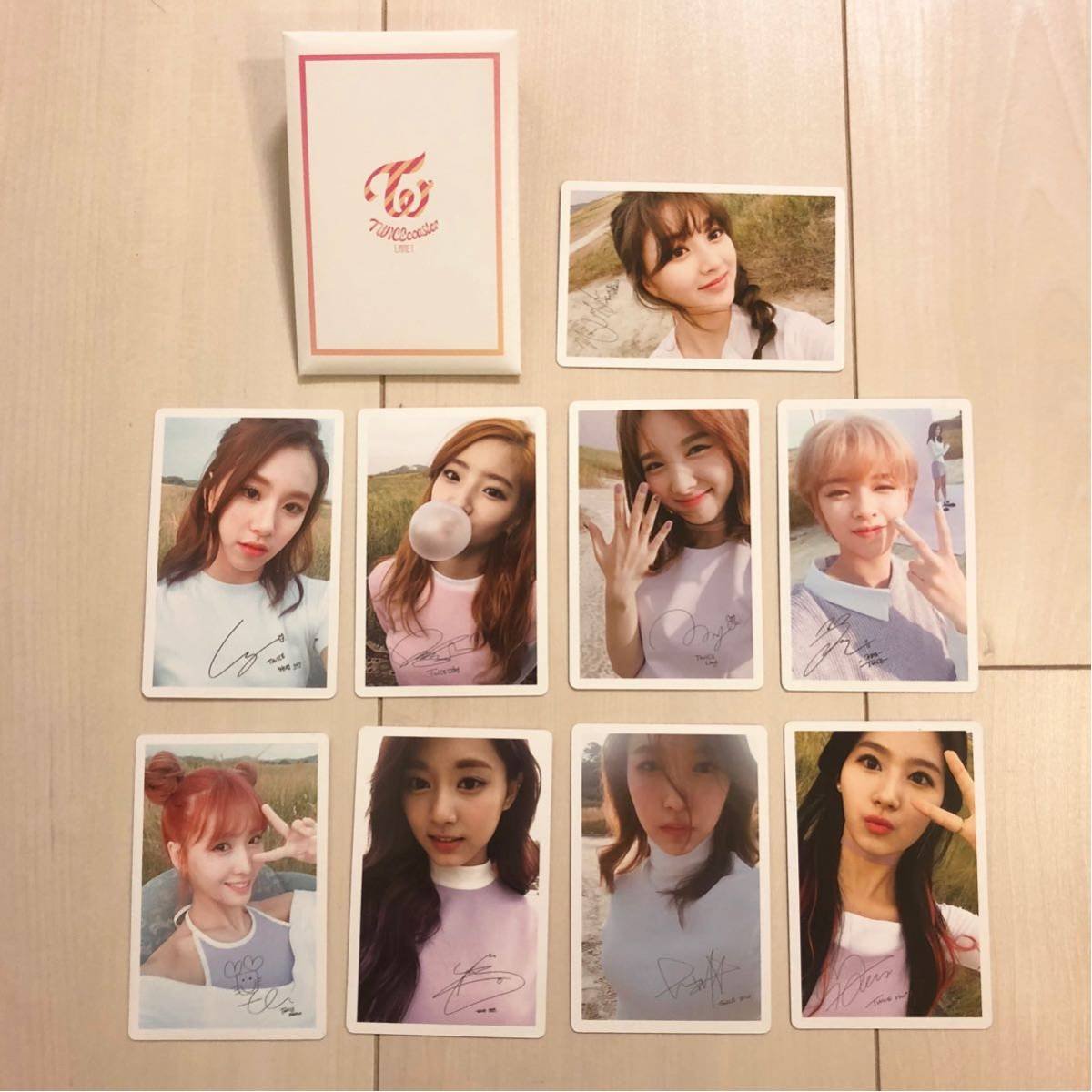 TWICE scarlet スカーレット 第1弾 インドネシア サナ トレカ Amazon