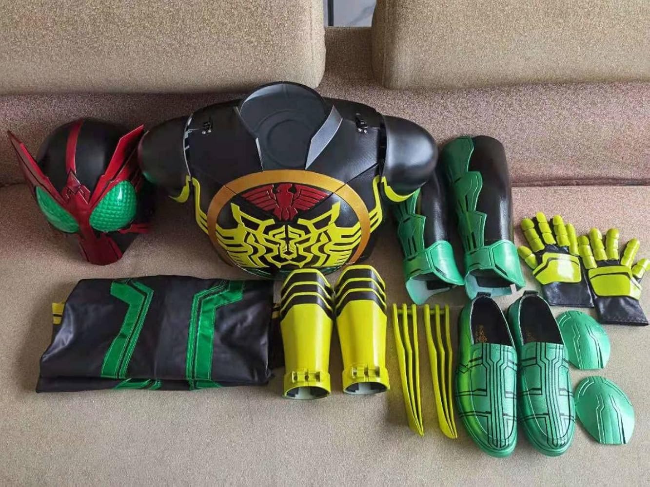 Amazon.co.jp: [YBS] 【実物撮影】仮面ライダーオーズ 000 タジャドル