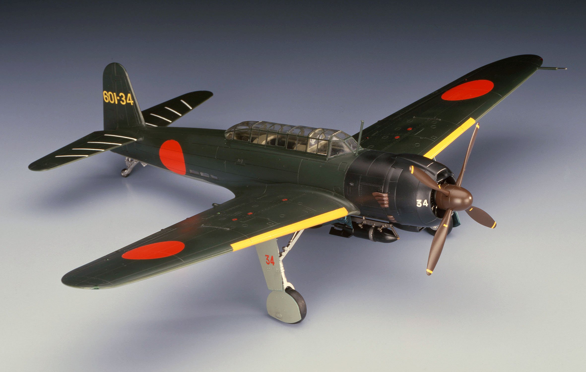Amazon | ハセガワ 1/48 中島 B6N2 艦上攻撃機 天山 12型 #JT62