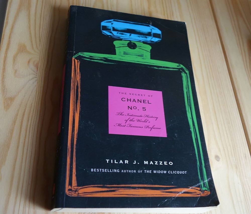 Amazon.com: The Secret of Chanel No. 5: The Intimate History of
