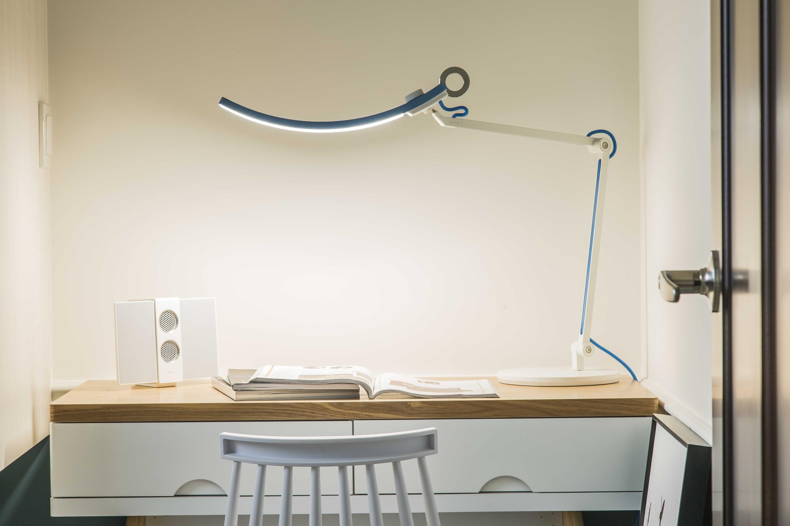 Amazon.co.jp: BenQ WiT LEDデスク・ランプ（調光可能） AR15_D Blue 1