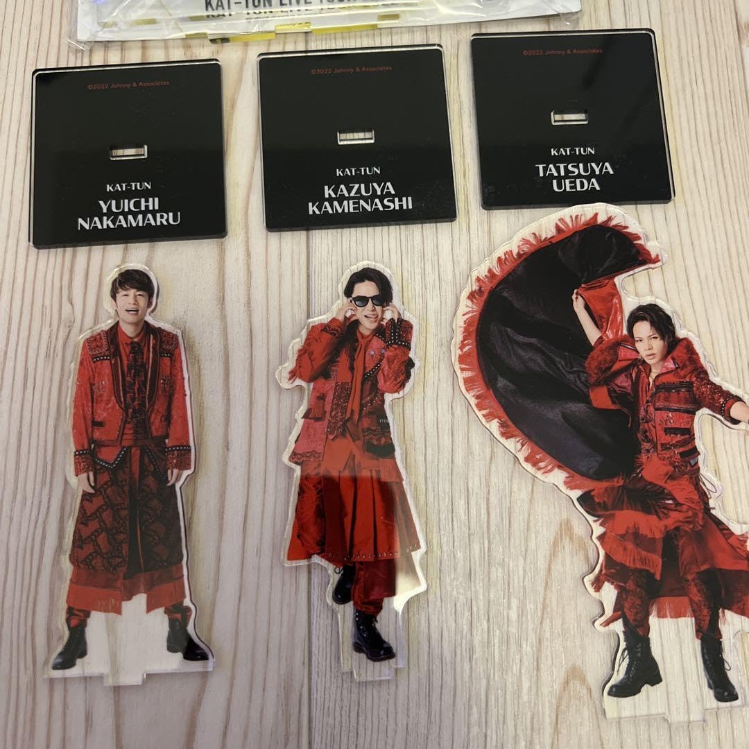 Amazon.co.jp: KAT-TUN アクリルスタンド Honey LIVE : おもちゃ