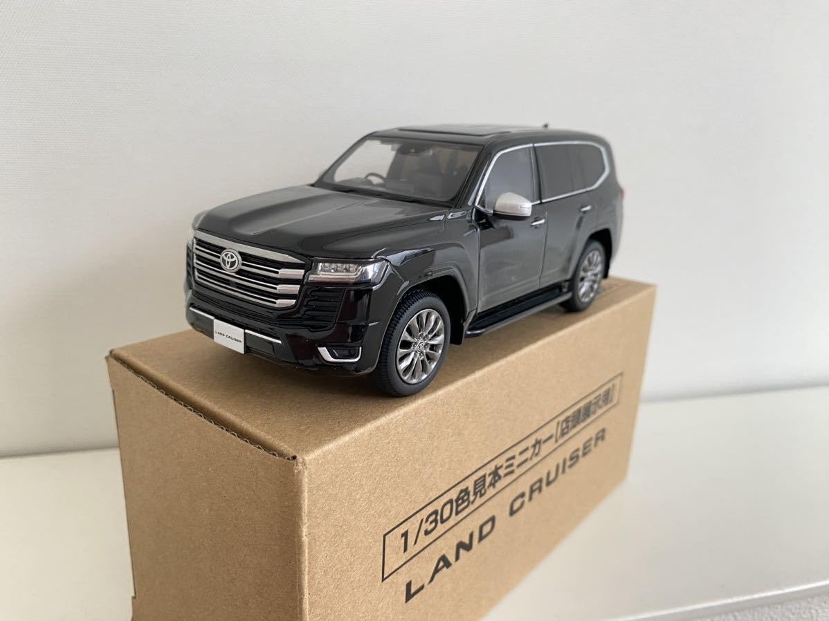Amazon | ランドクルーザー 300 ZX ミニカー 1/30 カラーサンプル 202