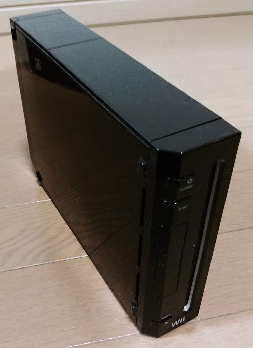 Amazon.co.jp: Wii本体(クロ) (Wiiパーティセット) : ゲーム