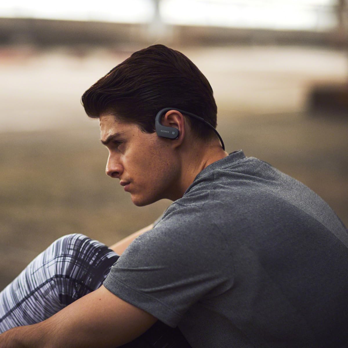 Amazon.co.jp: ソニー ヘッドホン一体型ウォークマン Wシリーズ NW