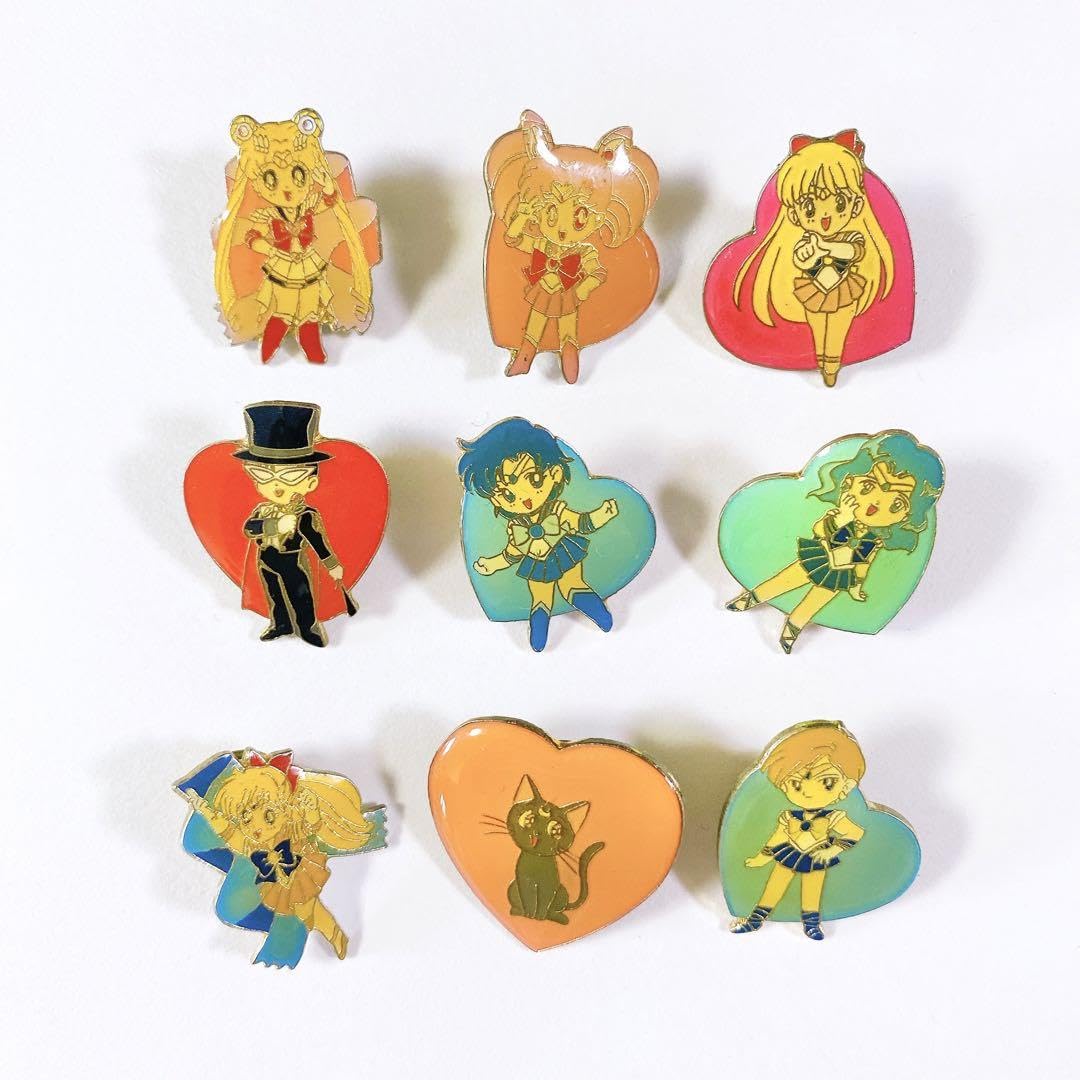 Amazon | セーラームーン ピンバッジ | バッジ | おもちゃ