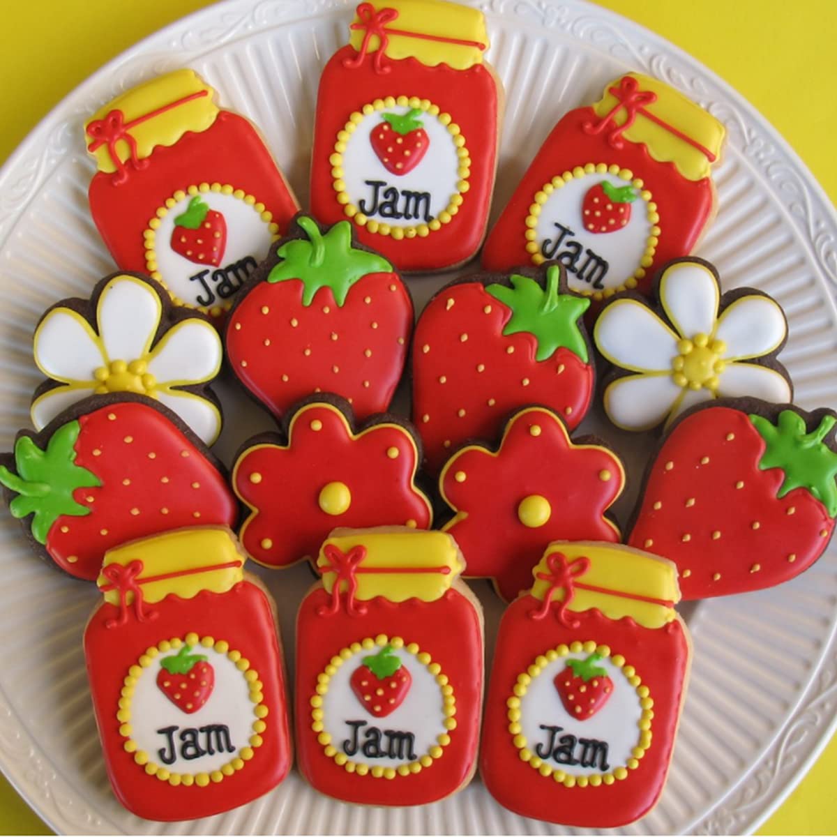 Amazon.com: Fangleland Fruit Cookie Cutter Set Strawberry Theme