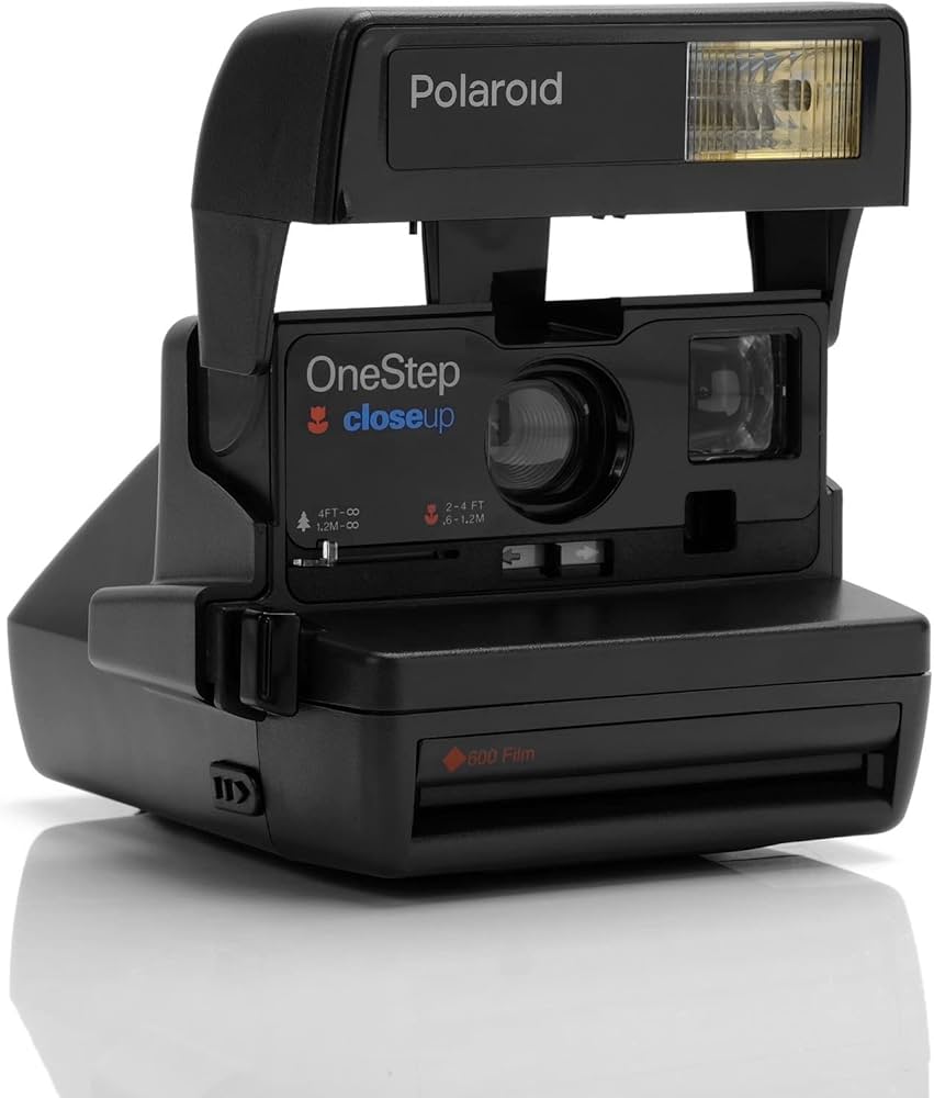 Amazon | Polaroid One Step Close up 600 Film Instant Camera