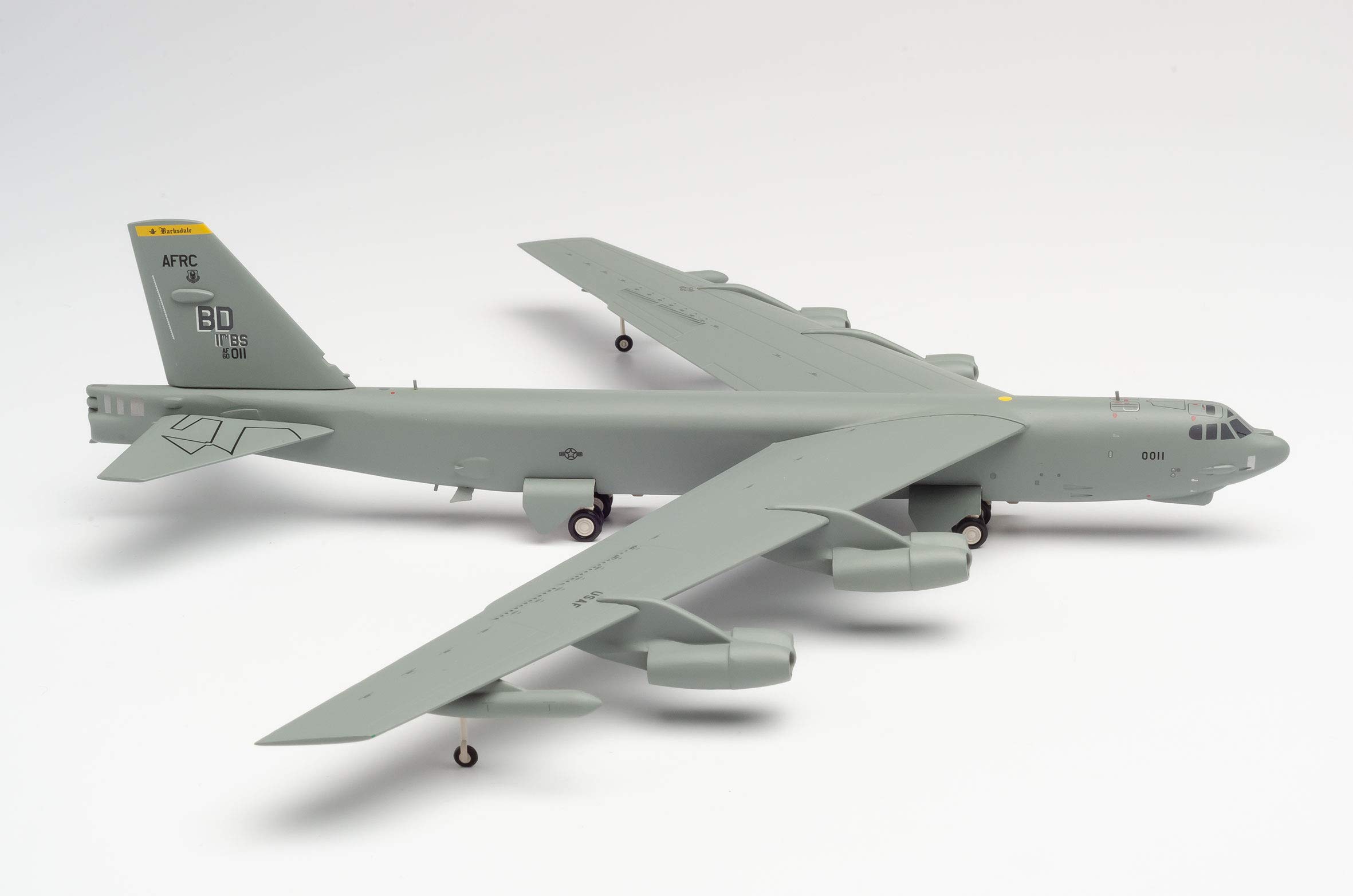 Amazon | ヘルパ 1/200 B-52H アメリカ空軍 第2爆撃航空団 第11爆撃