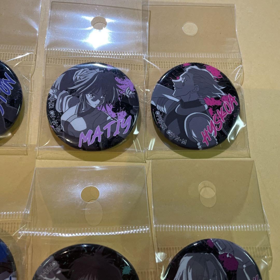 Amazon | HUNTER×HUNTER 幻影旅団 缶バッジ ハンターハンター アベイル