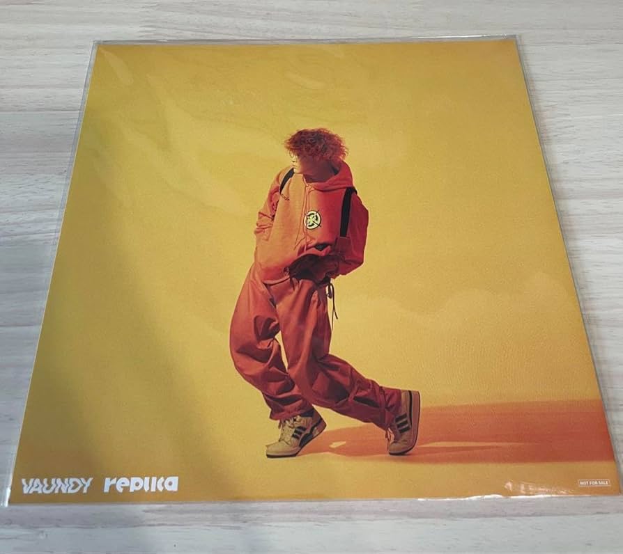 Amazon.co.jp: vaundy 2ndアルバム「replica」特典 : おもちゃ