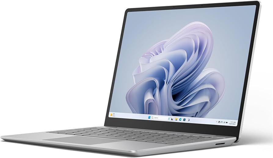 Microsoft Surface Laptop Go 3 (2023) - 12.4