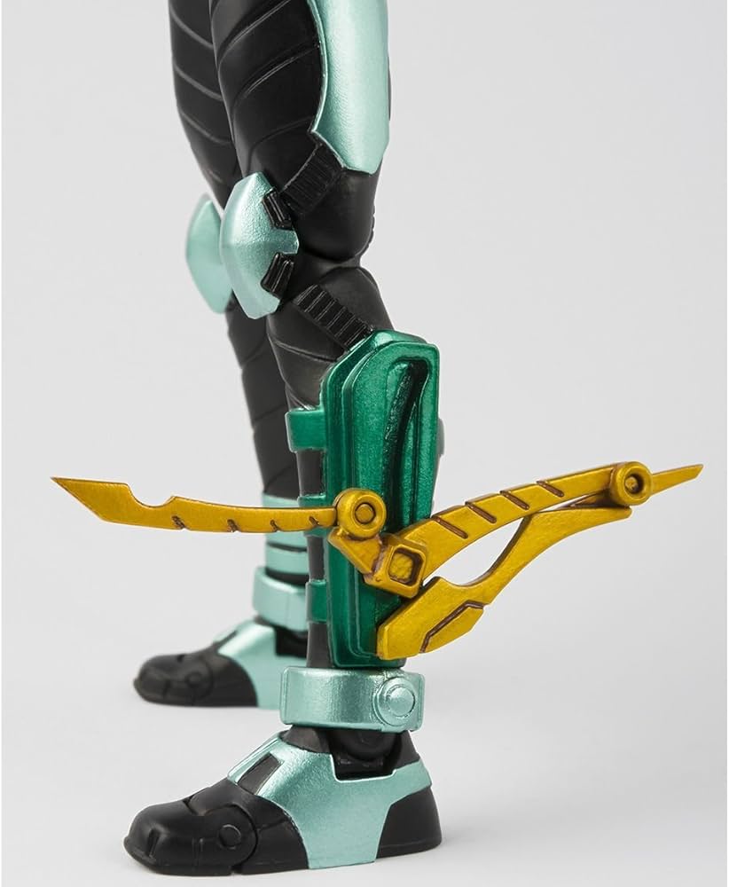 Amazon.co.jp: バンダイ(BANDAI) S.H.Figuarts（真骨彫製法） 仮面