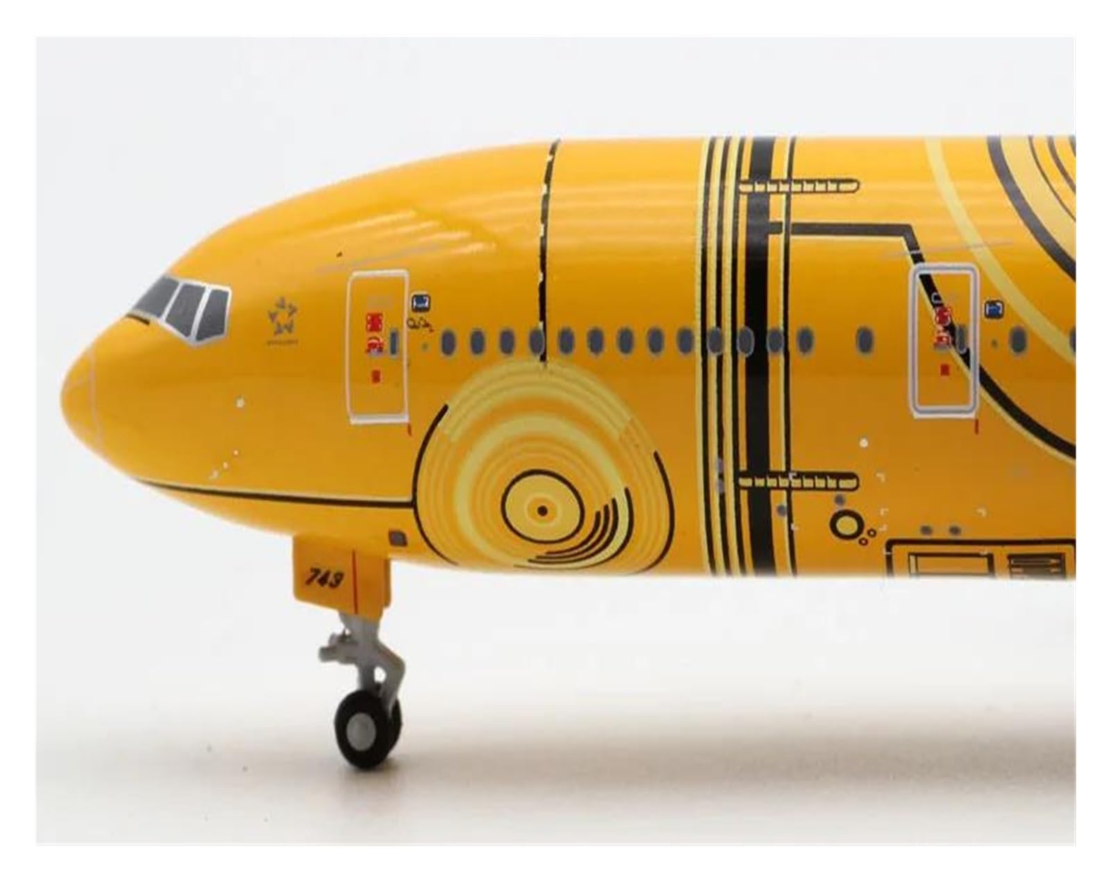 Amazon.co.jp: 飛行機模型飛行機おもちゃの飛行機模型 EW4772013 JC