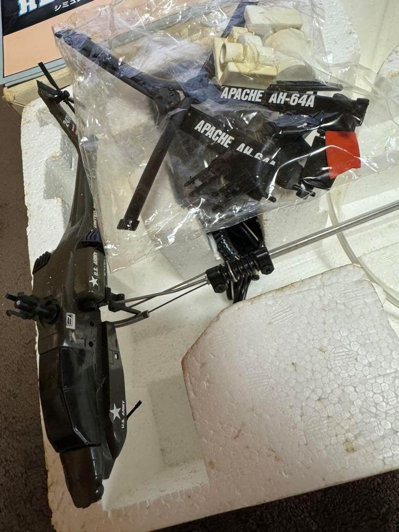 ヘリコプターラジコン アパッチAH-64A APACHEヘリコプターラジコン