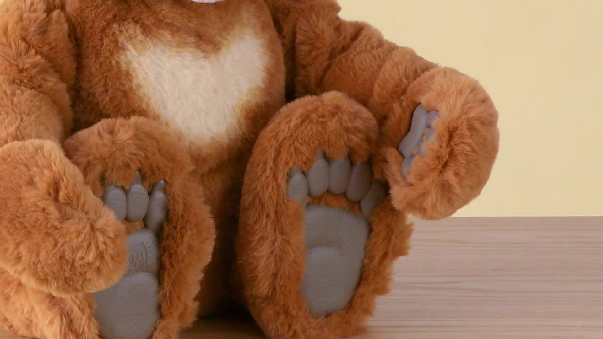 Amazon.co.jp: ファーリアル 遊ぶのだいすき♪ こぐまのカビー 電動