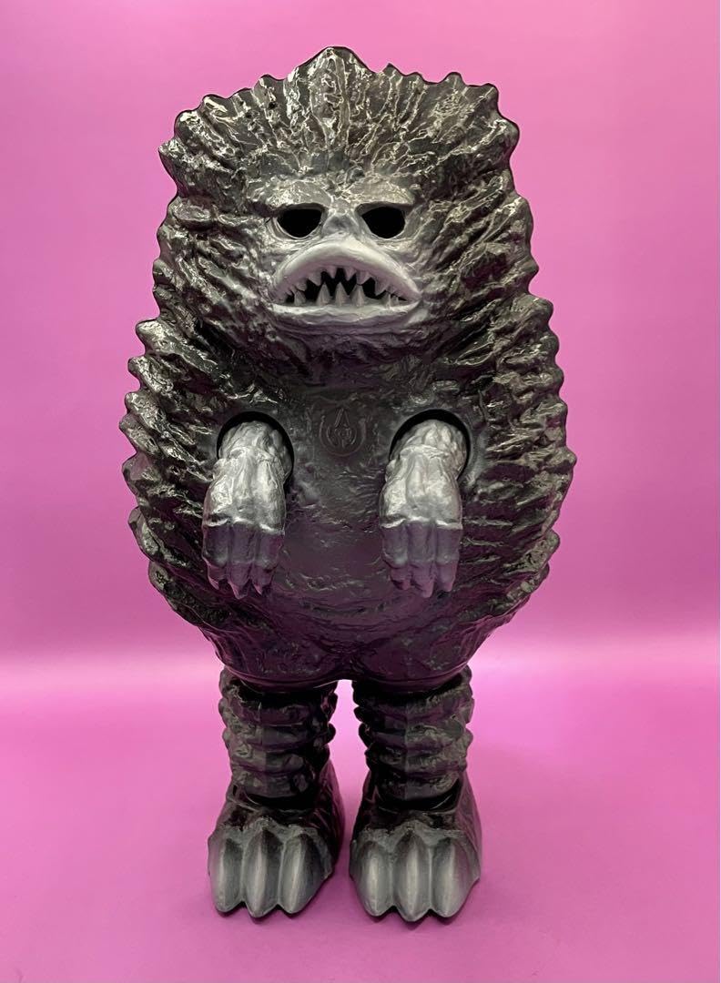 Amazon.co.jp: マルサン 電動歩行プラモデルガラモン ソフビ白黒版