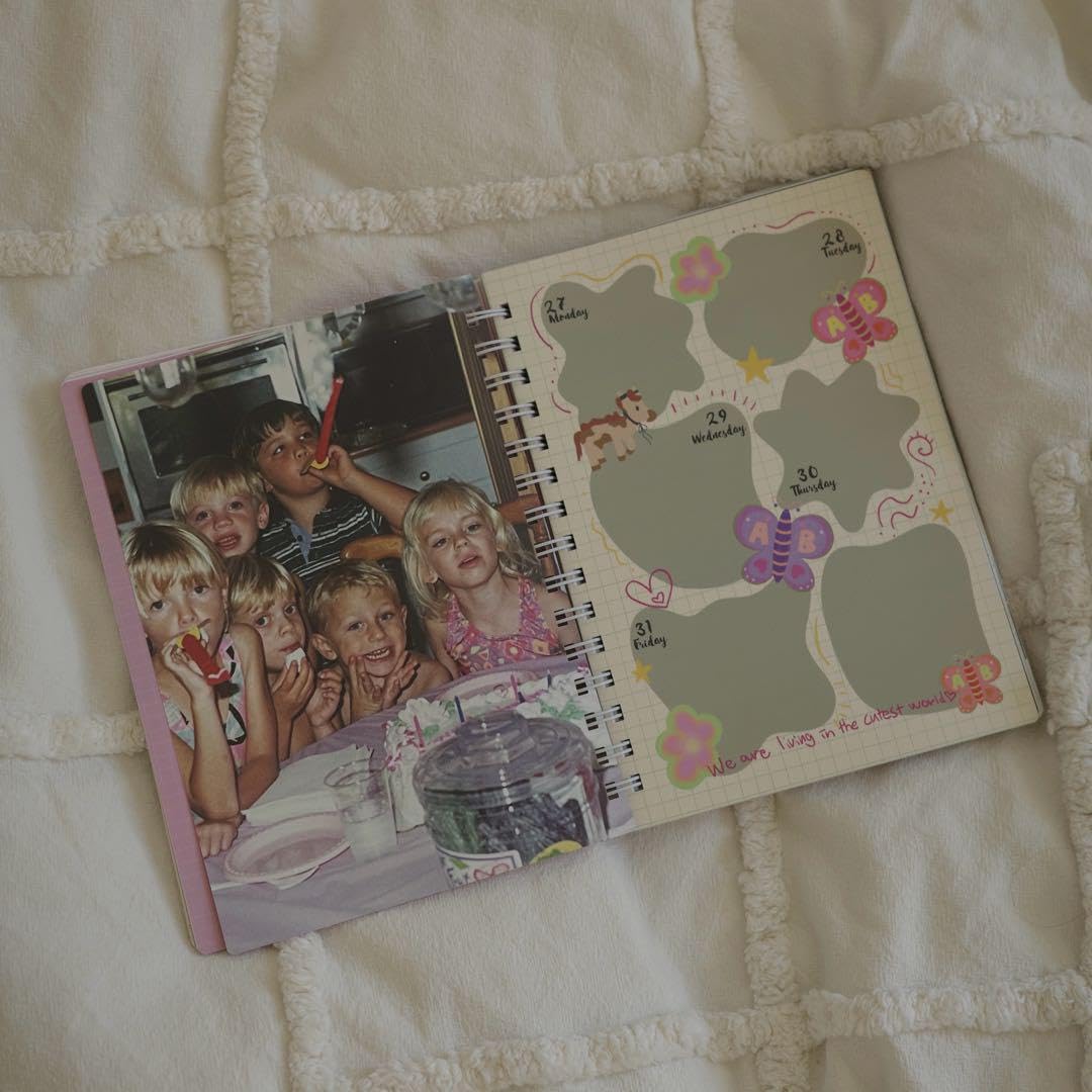 Amazon.co.jp: Atelier DorF' 2025スケジュール帳 : 文房具・オフィス用品