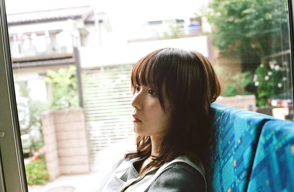 Amazon.co.jp: ほんまつ : 松岡 茉優: 本