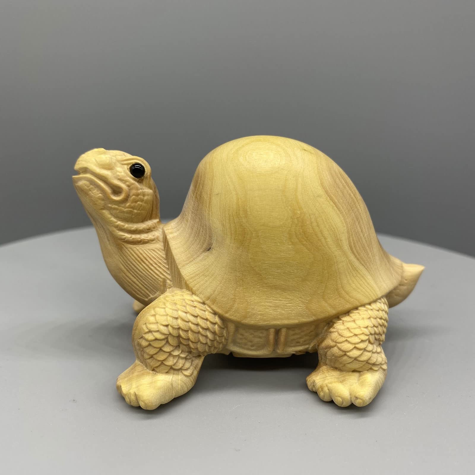 Amazon.co.jp: 木彫り 置物 ミニ 可愛い 亀 高級天然ツゲ木彫り 美術品