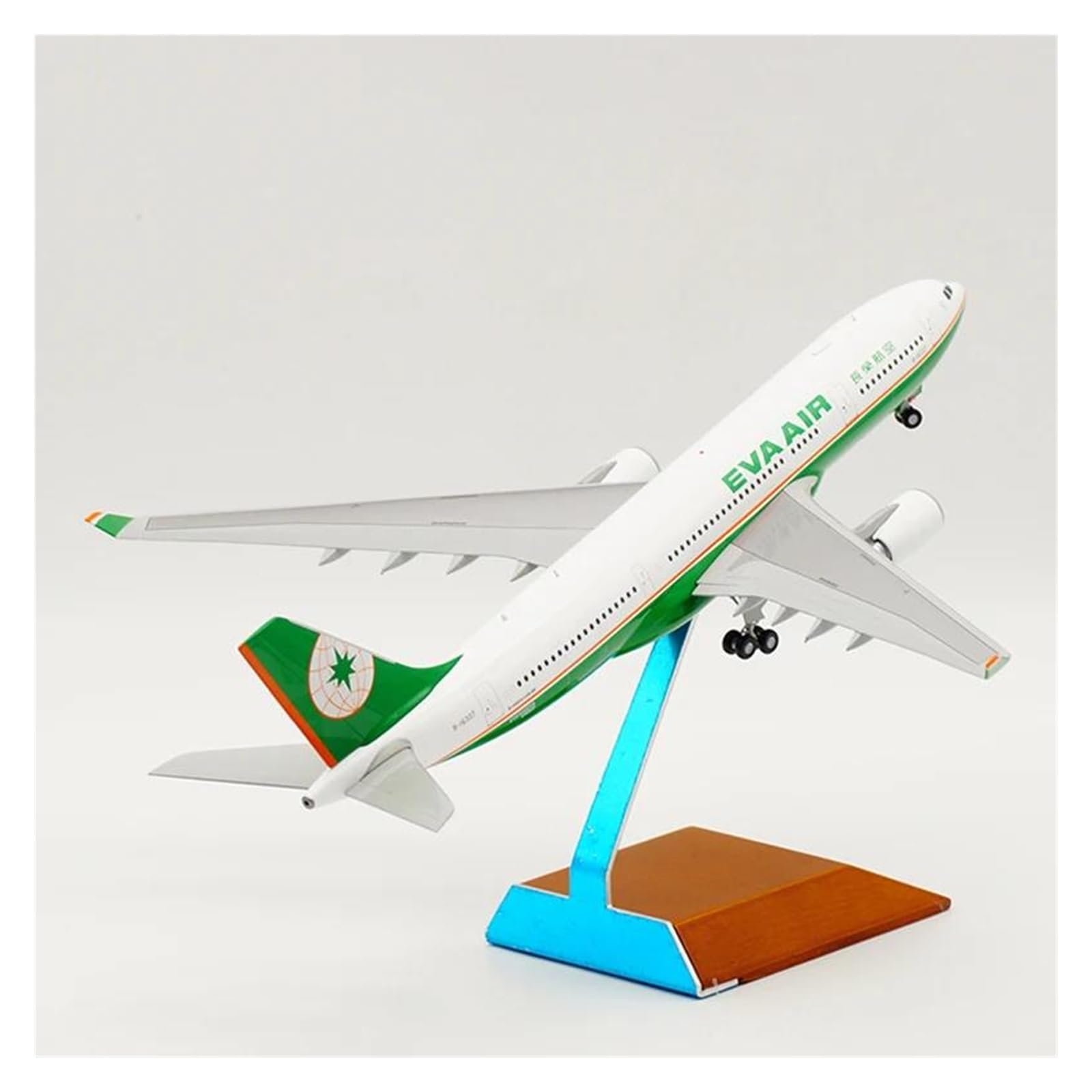 Amazon.co.jp: 飛行機模型飛行機おもちゃの飛行機模型 エバー航空 A330