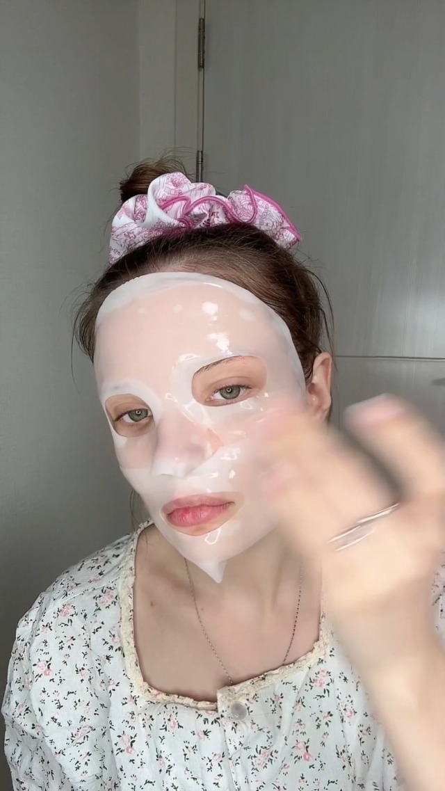 Amazon.co.jp: PRETTYSKIN 韓国製 ハイドロゲル スリーピングマスク 5