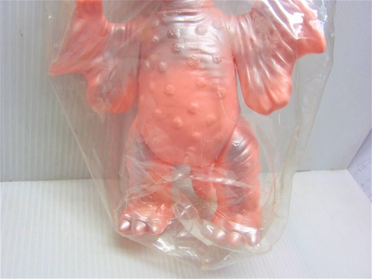 Amazon.co.jp: B-CLUB ブルマァク 復刻版 ソフビ ウルトラQ ぺギラ