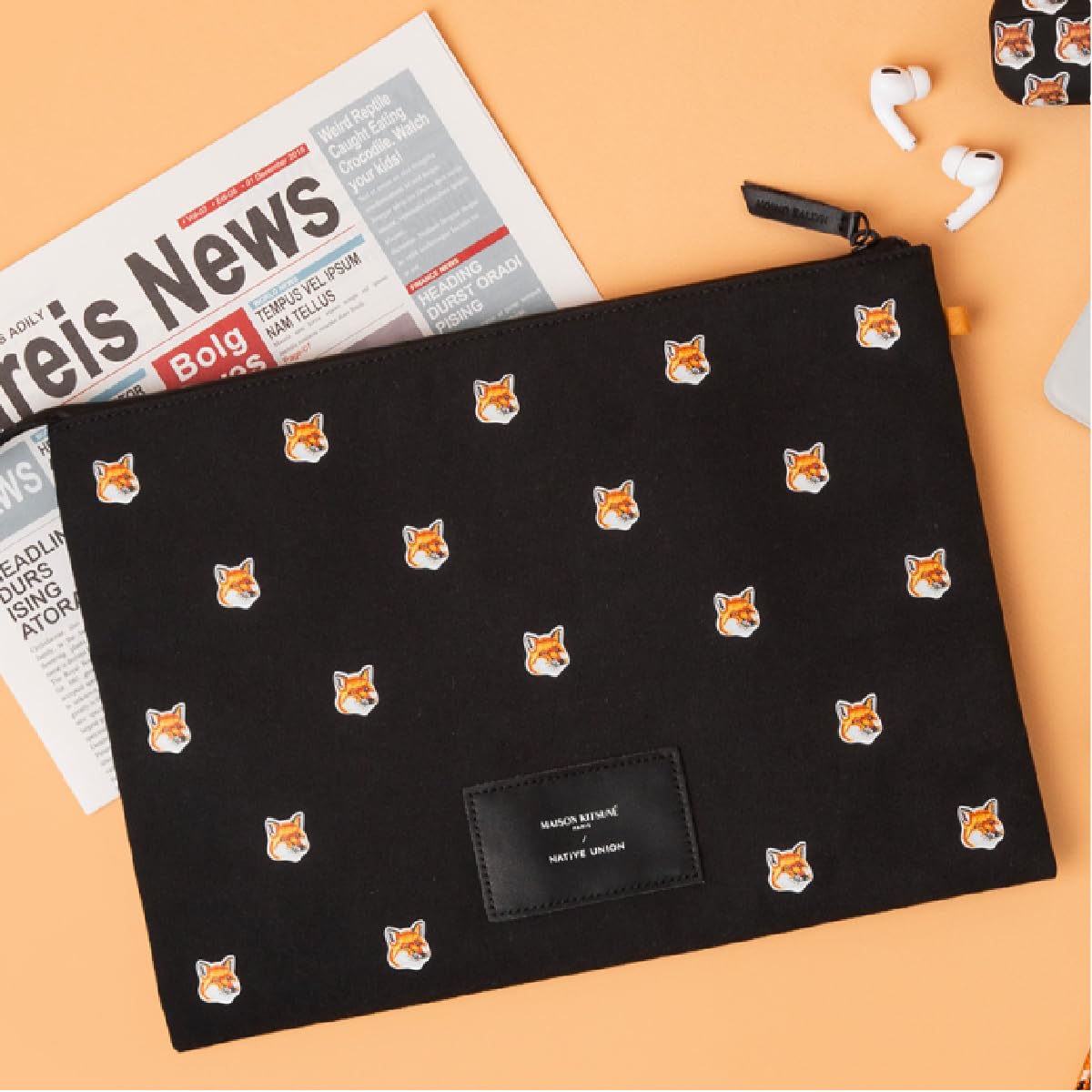 Amazon.co.jp: All Over Fox Head Sleeve for Macbook 15/16