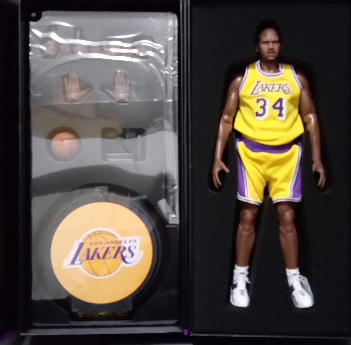 Amazon | シャキール・オニール 1/6 アクションフィギュア リアル