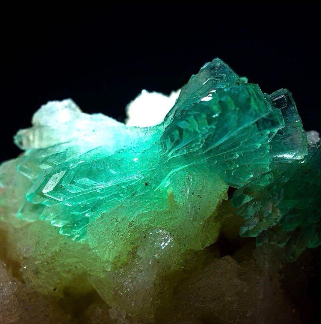 中国 北京 フローライト 14506 天然石 原石 鉱物標本 鉱石 蛍石 中国