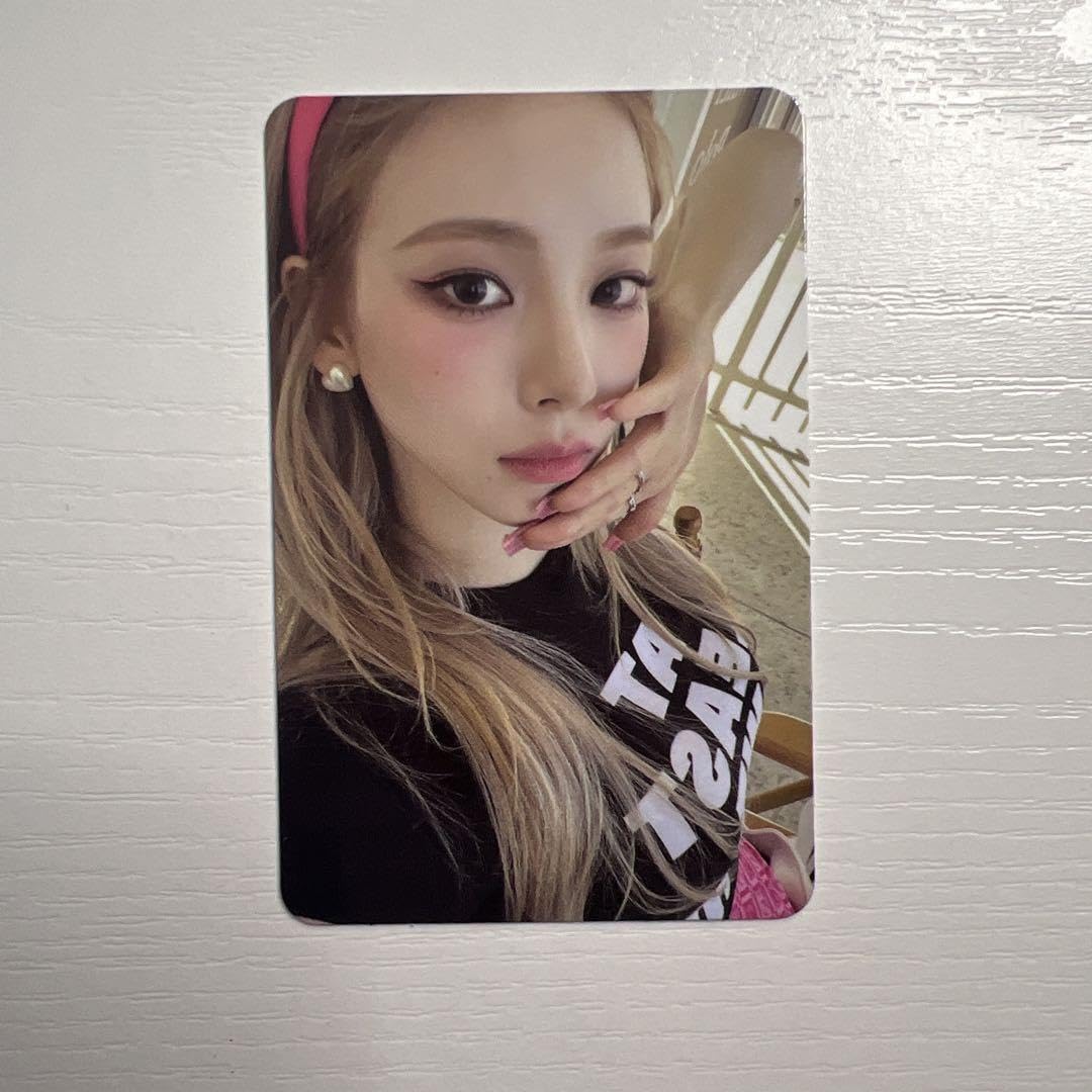 Amazon.co.jp: aespa spicy カリナ トレカ zine ver : おもちゃ