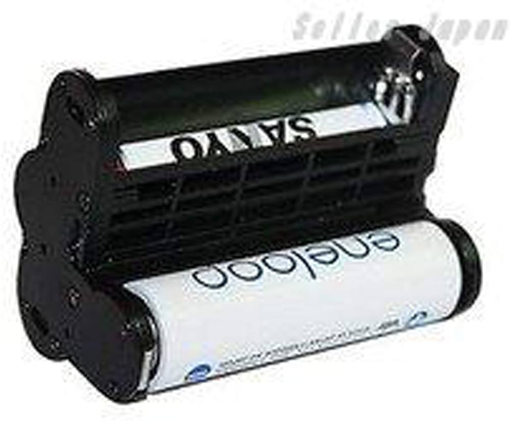 Amazon.co.jp: PENTAX K-r K-30 用 単三型電池ホルダー セット 携帯に