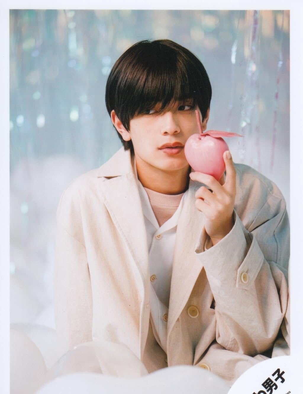 Amazon.co.jp: なにわ男子 公式 生 写真（高橋恭平）J01345 : おもちゃ