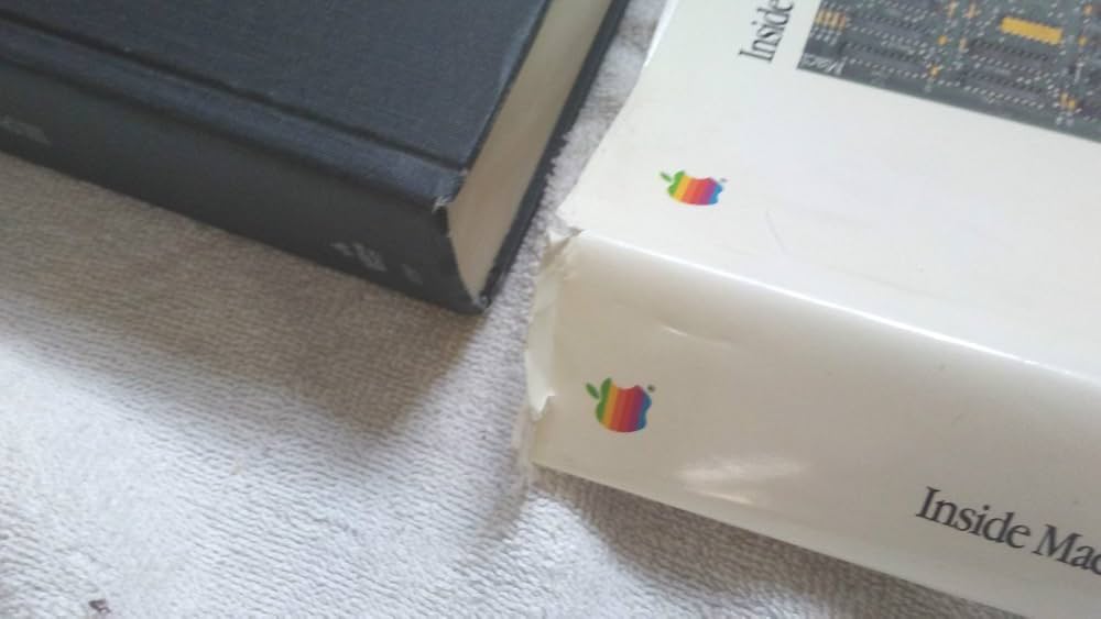 Apple Inside Macintosh, Volumes I, II, and III: 9780201177374