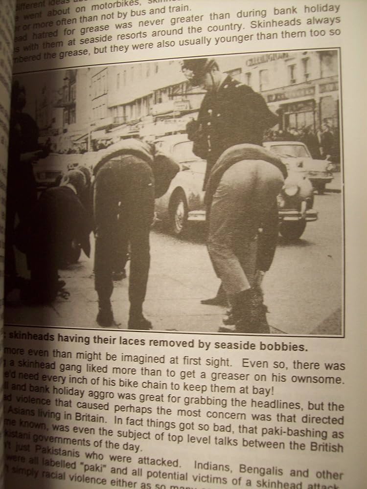 Spirit of '69: A Skinhead Bible: Marshall, George: 9781898927105