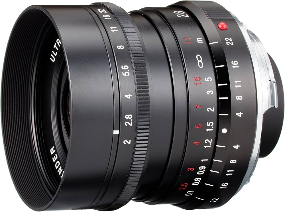 Amazon | VoightLander 単焦点広角レンズ ULTRON 28mm F2 | ビデオ