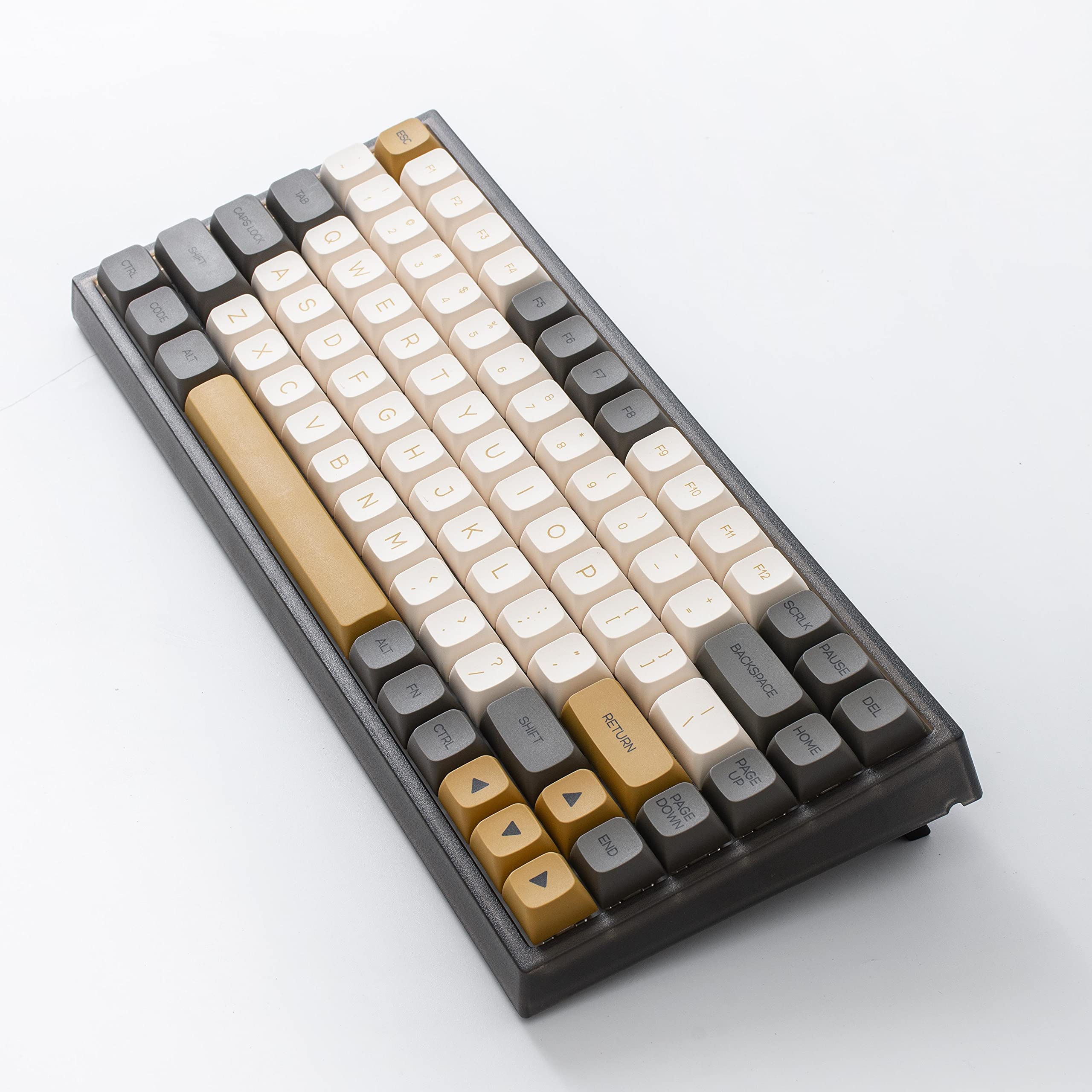 Amazon | YUNZII KC84 Pro ホットスワップ可能なメカニカルキーボード