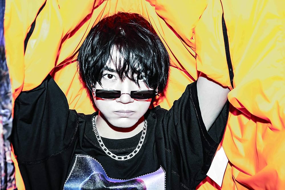 Amazon.co.jp: 桜田通写真集『The 27 Club』 : 桜田通: 本