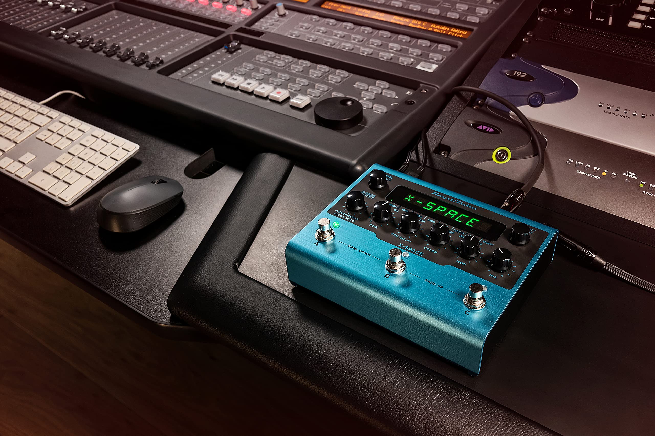 Amazon | IK Multimedia AmpliTube X-SPACE リバーブペダル ハイエンド