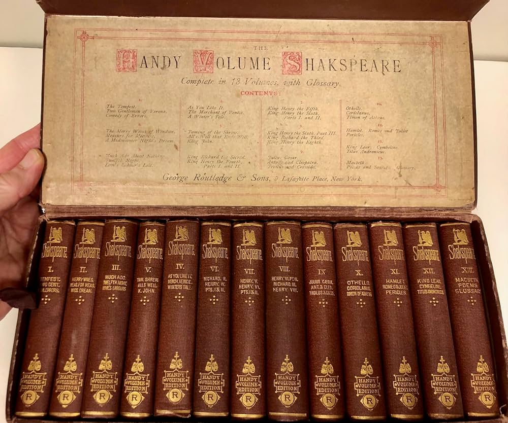 Amazon.com: The Handy-Volume Shakespeare (13 volumes): William