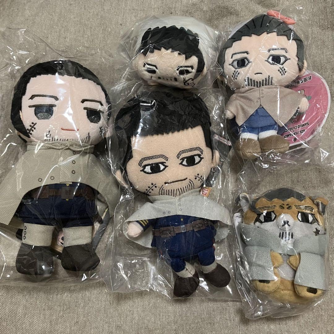 Amazon.co.jp: ゴールデンカムイ 尾形百之助 ぬいぐるみマスコット 5点